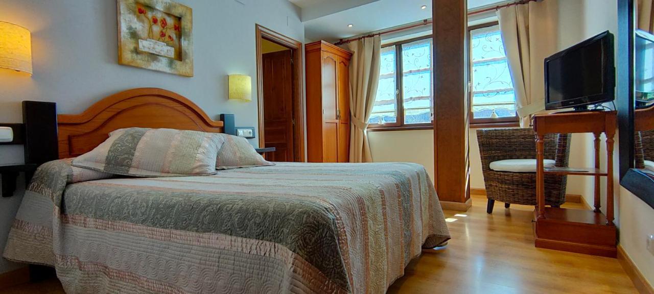 Caso Hotel Rural La Plaza מראה חיצוני תמונה