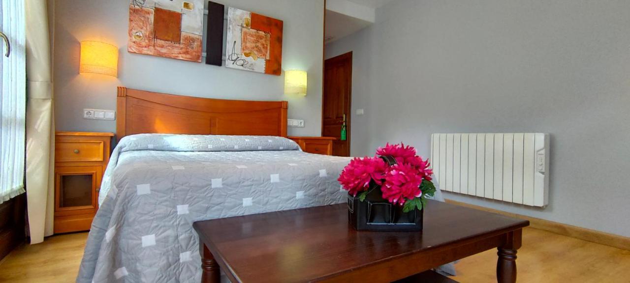 Caso Hotel Rural La Plaza מראה חיצוני תמונה